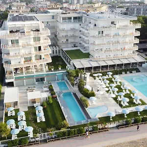 **** Hotel Le Soleil Włochy